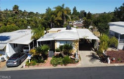 1120 E Mission Road, Fallbrook, CA 92028