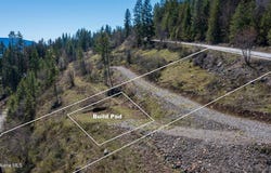 531 Midas Dr, Sagle, ID 83860