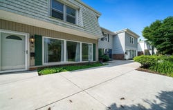 150 W Russell, ROCKTON, IL 61072