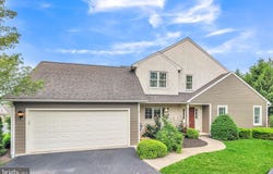 8 PARKSIDE DRIVE, ELVERSON, PA 19520