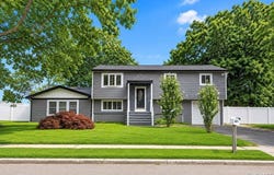 41 Madison Avenue, Amityville, NY 11701