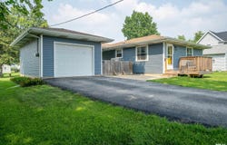 304 E OAKLEY Street, Glasford, IL 61533
