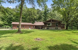 1001 Eckard Road, Centerburg, OH 43011