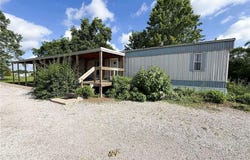 18 92nd Street, Columbus, KS 66725