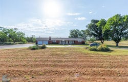 1563 State Highway 70 S, Sweetwater, TX 79556