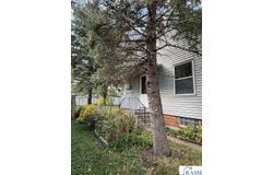 608 8th St. SE, Waseca, MN 56093
