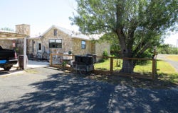1884 US Highway 90, Uvalde, TX 78801
