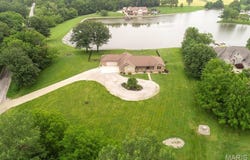 92 Rinderer Road, Trenton, IL 62293