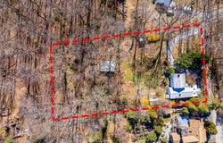 16 Skytop Road, Lebanon Twp, NJ 07853