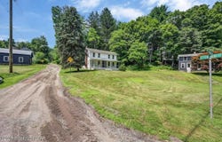 456 Village Road, Dallas, PA 18612