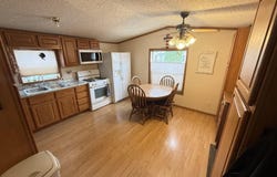8481 S 5th Avenue, Oak Creek, WI 53154
