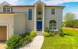 2603 SW Shadow Creek Court, Blue Springs, MO 64015