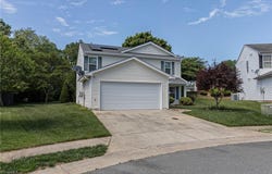 106 Tom Court, Kernersville, NC 27284