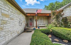 5001 Oak Springs Drive, Arlington, TX 76016