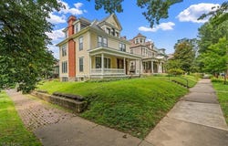 701 2nd Street, Marietta, OH 45750