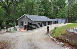 312 Aurum Hill Drive, Cleveland, GA 30528