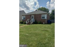 214 WASHINGTON AVENUE, FRONT ROYAL, VA 22630