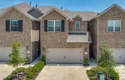 553 Hutchinson Lane, Lewisville, TX 75077