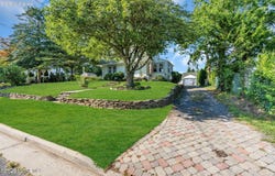 39 Highland Avenue, Leonardo, NJ 07737