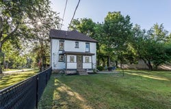 404 S Sycamore Street, Ottawa, KS 66067