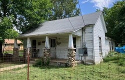 1000 Third Street, Mena, AR 71953