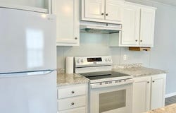 26 2ND STREET STREET, LOTHIAN, MD 20711