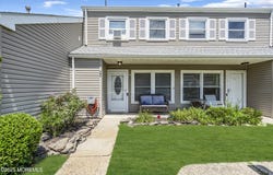 22 Gibraltar Court, Barnegat, NJ 08005
