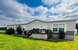 2740 NW CR 4190, Frost, TX 76641
