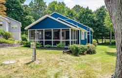 119 Lakeside Court, Fremont, IN 46737