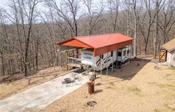 32555 Sagrada Beach Road, Lincoln, MO 65338