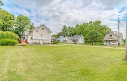 2209 Maple Avenue NE, Canton, OH 44714