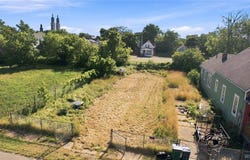 83 Shumway Street, Buffalo, NY 14206