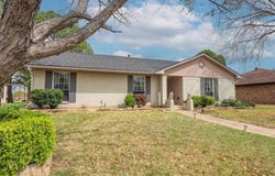 1923 Sierra Drive, Lewisville, TX 75077