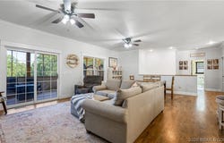 21 Winston Lane, Kaiser, MO 65047