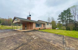2348 W Lenoir Drive, Lenoir, NC 28645