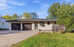 3125 Boone Avenue N, New Hope, MN 55427