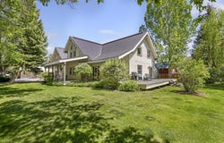 302 E SPRUCE St, Hailey, ID 83333