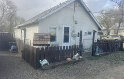 411 E Mann St, Glendive, MT 59330