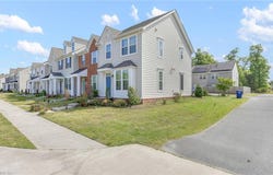 206 Foxglove Drive, Portsmouth, VA 23701