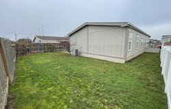 1000 S MCKERN CT, Newberg, OR 97132