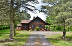189 Dog Farm Rd, Dushore, PA 18614