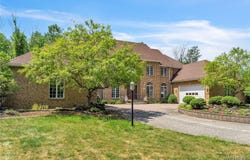 11 Valle Drive, Batavia, NY 14020