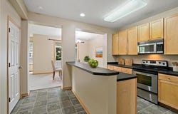 3001 Chamberlain Street N, Maplewood, MN 55109
