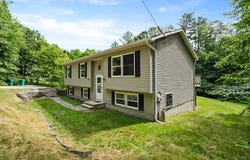 1233 South St, Barre, MA 01005