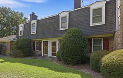 17 Scott Street, Greenville, NC 27858
