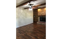 505 S Woodland Drive, Mustang, OK 73064
