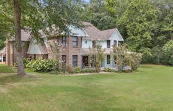 2386 Edgemont Circle, Tupelo, MS 38804