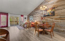 65 Davis Circle, Bella Vista, AR 72715