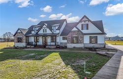 17 Stonebriar Estate Ct., Wentzville, MO 63385