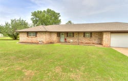 1718 County Road 1212, Tuttle, OK 73089